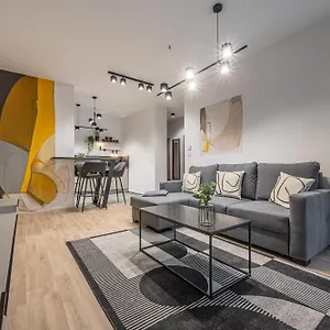  Apartment With Balcony @ Downtown Hungary