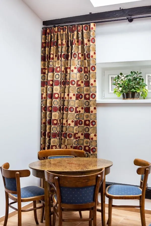 Palac Zieleniewskich Apartamenty Sw Marka 31 Cracovia Polonia